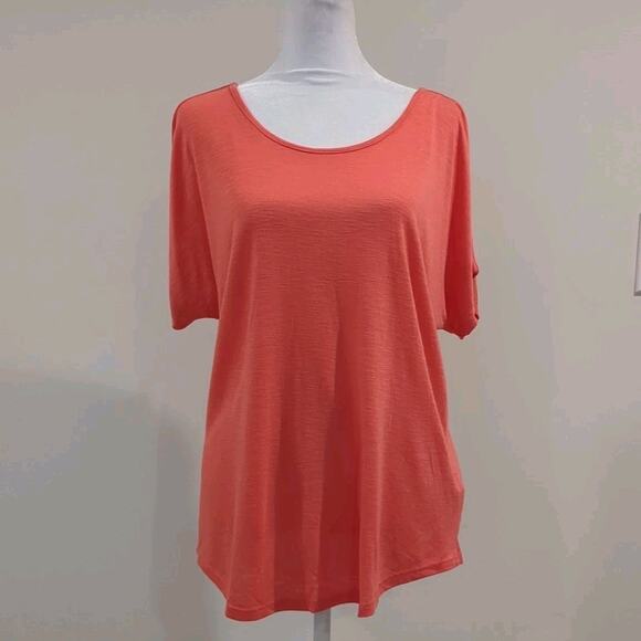 Mudd T Shirt Womens Large Coral Orange Everyday Basic Cold Shoulder Tee - Picture 1 of 14